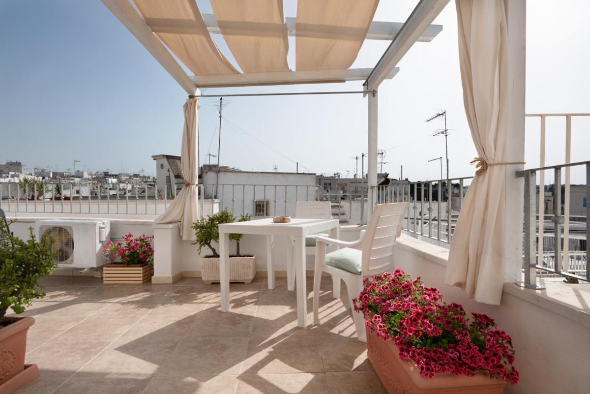 Villa Casa Flanc - Charme Storico Nel Centro Di Ostuni Esterno foto